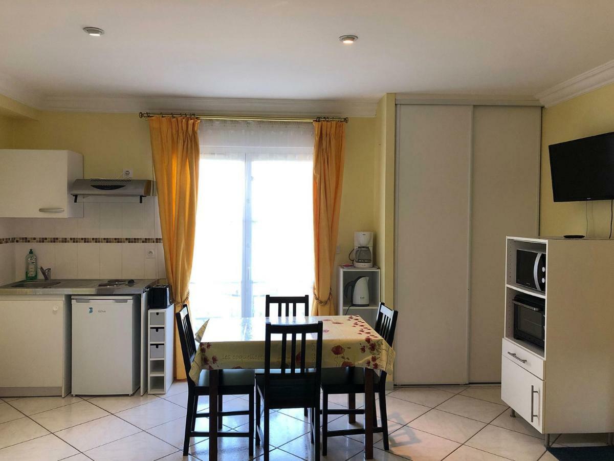 Les Agapanthes La Riche Apartamento Quarto foto